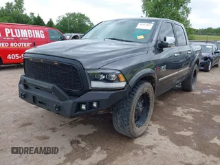 2016 Ram 1500 Laramie z VIN 1C6RR7NM3GS250971, wystawiony jako IAAI lot #42324889 z przebiegiem 120 540 mil mil oraz . Historia ofert i sprzedaży dostępna na DreamBid. Obrazek 17.