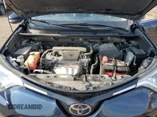 2018 Toyota RAV4 XLE z VIN JTMRFREV1JJ242564, wystawiony jako Copart lot #59093405 z przebiegiem 111 174 mil mil oraz Szkoda całkowita • Salvage title. Historia ofert i sprzedaży dostępna na DreamBid. Obrazek 12.