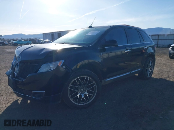 2011 Lincoln MKX with VIN 2LMDJ8JK2BBJ33518, listed as a IAAI auction lot 41827781 with 127,023 mi miles. Bid and sale history available at carsss.com. Image 17.