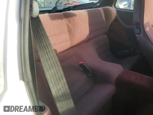 1987 Porsche 944 z VIN WP0AB0948HN473051, wystawiony jako Copart lot #73666654 z przebiegiem 82 580 mil mil oraz Szkoda całkowita • Salvage title. Historia ofert i sprzedaży dostępna na DreamBid. Obrazek 10.