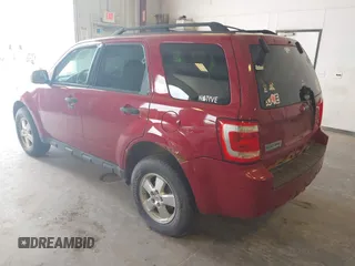 2010 Ford Escape XLT z VIN 1FMCU9DG6AKA55826, wystawiony jako IAAI lot #42337473 z przebiegiem 225 944 mil mil oraz . Historia ofert i sprzedaży dostępna na DreamBid. Obrazek 3.