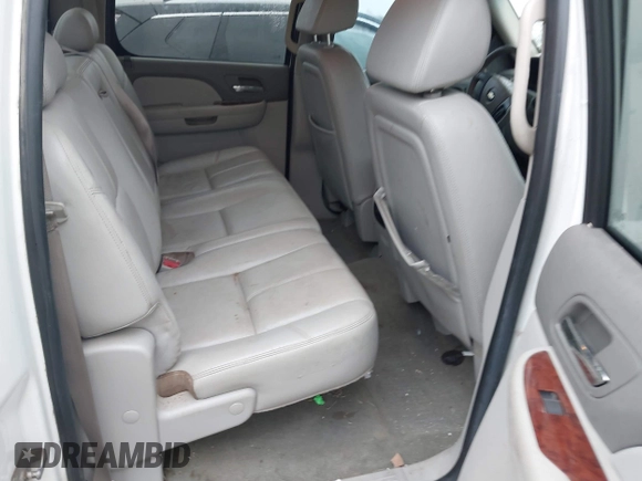 2009 Chevrolet Silverado 1500 with VIN 3GCEC33J29G211535, listed as a IAAI auction lot 41432158 with 171,800 mi miles and . Bid and sale history available at DreamBid. Image 8.