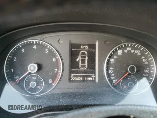 2013 Volkswagen Passat SE with VIN 1VWBH7A33DC110237, listed as a Copart auction lot 85404764 with 223,426 mi miles and Salvage Title. Bid and sale history available at carsss.com. Image 9.