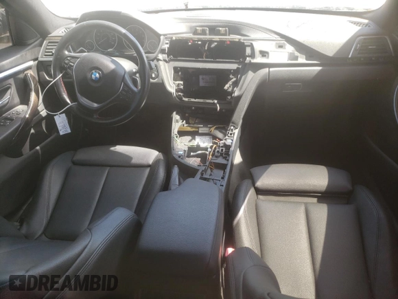 2019 BMW 4 Series 430i with VIN WBA4J1C59KBM18704, listed as a Copart auction lot 61022375 with 77,778 mi miles and Clean title. Bid and sale history available at DreamBid. Image 8.