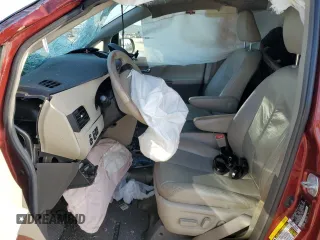 2012 Toyota Sienna XLE AAS with VIN 5TDYK3DC8CS192241, listed as a Copart auction lot 50985055 with Not provided miles and Salvage title. Bid and sale history available at DreamBid. Image 7.