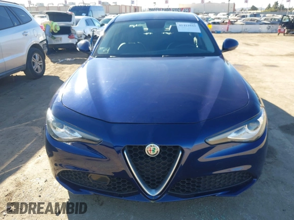 2018 Alfa Romeo Giulia with VIN ZARFAEBN1J7592164, listed as a IAAI auction lot 41411043 with 26,943 mi miles. Bid and sale history available at carsss.com. Image 6.