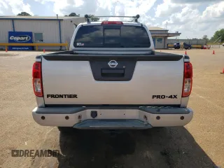 2016 Nissan Frontier Pro-4X with VIN 1N6AD0EV0GN797437, listed as a Copart auction lot 54203245 with 131,021 mi miles and Salvage title. Bid and sale history available at DreamBid. Image 6.