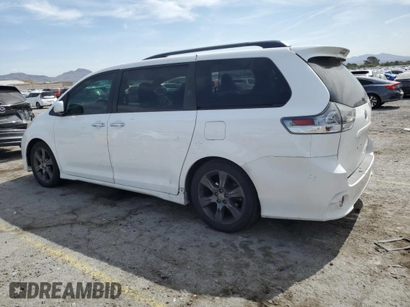 2015 Toyota Sienna SE с VIN 5TDXK3DC8FS582014, выставлен на аукционе Copart как лот 58018685 с пробегом 136 527 миль миль и Списание • Salvage title. История ставок и продаж доступна на DreamBid. Изображение 2.