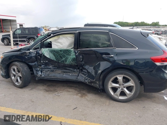 2015 Toyota Venza XLE z VIN 4T3ZK3BB1FU073173, wystawiony jako IAAI lot #42282185 z przebiegiem Nie podano mil oraz . Historia ofert i sprzedaży dostępna na DreamBid. Obrazek 13.
