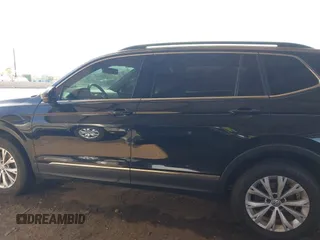2018 Volkswagen Tiguan SEL with VIN 3VV3B7AX5JM009157, listed as a IAAI auction lot 41745746 with 138,876 mi miles and . Bid and sale history available at DreamBid. Image 14.