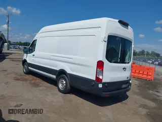 2019 Ford Transit с VIN 1FTYR3XM9KKA40085, выставлен на аукционе IAAI как лот 42704912 с пробегом 202 983 миль миль и . История ставок и продаж доступна на DreamBid. Изображение 3.