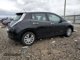 2015 Nissan LEAF SV with VIN 1N4AZ0CP0FC309063, listed as a Copart auction lot 72829432 with 74,214 mi miles. Bid and sale history available at carsss.com. Image 3.
