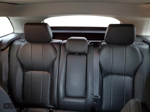 2018 Land Rover Range Rover Evoque SE with VIN SALVP2RX8JH323401, listed as a Copart auction lot 50877175 with 64,494 mi miles and Salvage title. Bid and sale history available at DreamBid. Image 10.