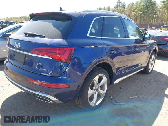 2023 Audi Q5 S line Premium Plus z VIN WA1EAAFY4P2052682, wystawiony jako IAAI lot #42118016 z przebiegiem 24 135 mil mil oraz . Historia ofert i sprzedaży dostępna na DreamBid. Obrazek 4.