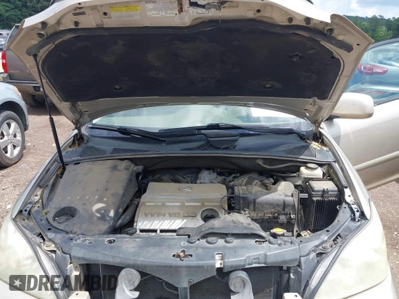 2005 Lexus RX 330 z VIN 2T2HA31U05C085370, wystawiony jako IAAI lot #42512890 z przebiegiem Nie podano mil oraz . Historia ofert i sprzedaży dostępna na DreamBid. Obrazek 10.