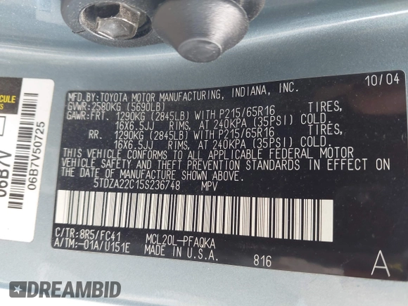 2005 Toyota Sienna XLE with VIN 5TDZA22C15S236748, listed as a IAAI auction lot 41901333 with 254,436 mi miles. Bid and sale history available at carsss.com. Image 9.