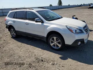 2014 Subaru Outback 2.5i Limited with VIN 4S4BRBPC7E3296629, listed as a Copart auction lot 61613134 with 0 mi miles and Salvage Title. Bid and sale history available at carsss.com. Image 4.