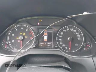 2013 Audi Q5 Premium Plus z VIN WA1LFAFP4DA071556, wystawiony jako IAAI lot #42081304 z przebiegiem 129 888 mil mil oraz . Historia ofert i sprzedaży dostępna na DreamBid. Obrazek 7.