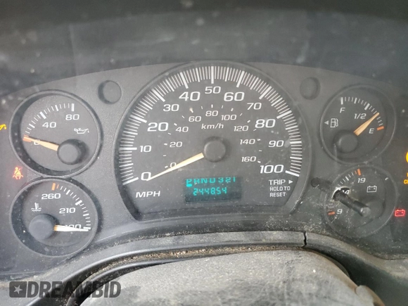 2005 GMC Savana Cargo Van with VIN 1GTFG15X651178241, listed as a Copart auction lot 69802404 with 244,854 mi miles and Salvage Title. Bid and sale history available at carsss.com. Image 9.