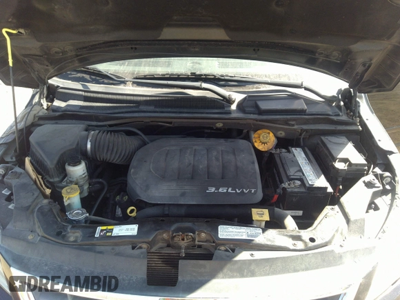 2014 Volkswagen Routan SE with VIN 2C4RVABG3ER134698, listed as a IAAI auction lot 41796736 with 110,282 mi miles and . Bid and sale history available at DreamBid. Image 10.