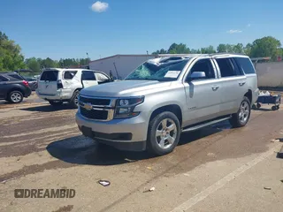 2016 Chevrolet Tahoe LT z VIN 1GNSCBKC0GR249415, wystawiony jako IAAI lot #42003130 z przebiegiem 130 706 mil mil oraz . Historia ofert i sprzedaży dostępna na DreamBid. Obrazek 19.