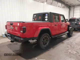 2020 Jeep Gladiator Overland with VIN 1C6HJTFG1LL129994, listed as a IAAI auction lot 42244189 with 46,414 mi miles and . Bid and sale history available at DreamBid. Image 4.