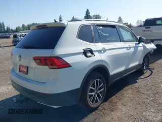 2021 Volkswagen Tiguan S с VIN 3VV1B7AX5MM066602, выставлен на аукционе IAAI как лот 42396301 с пробегом 75 654 миль миль и . История ставок и продаж доступна на DreamBid. Изображение 4.