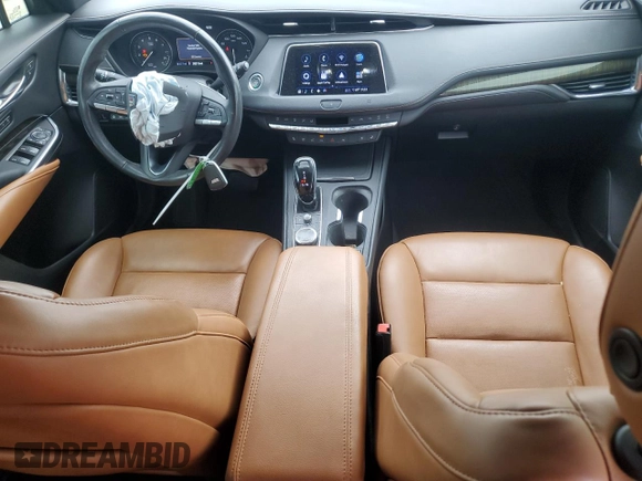 2020 Cadillac XT4 FWD Premium Luxury with VIN 1GYFZCR41LF060002, listed as a Copart auction lot 55750225 with 38,215 mi miles and Salvage title. Bid and sale history available at DreamBid. Image 8.