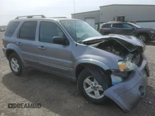 2007 Ford Escape Hybrid with VIN 1FMCU49HX7KB43999, listed as a Copart auction lot 53320974 with 203,002 mi miles and Non Repairable. Bid and sale history available at carsss.com. Image 4.