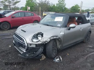 2016 MINI Convertible S z VIN WMWWG9C53G3A91095, wystawiony jako IAAI lot #42283353 z przebiegiem Nie podano mil oraz . Historia ofert i sprzedaży dostępna na DreamBid. Obrazek 2.