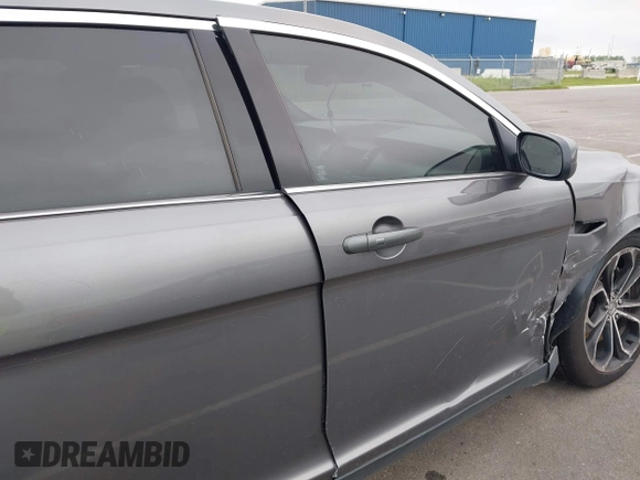 2013 Ford Taurus SHO с VIN 1FAHP2KT4DG164646, выставлен на аукционе IAAI как лот 42274365 с пробегом 225 482 миль миль и . История ставок и продаж доступна на DreamBid. Изображение 17.