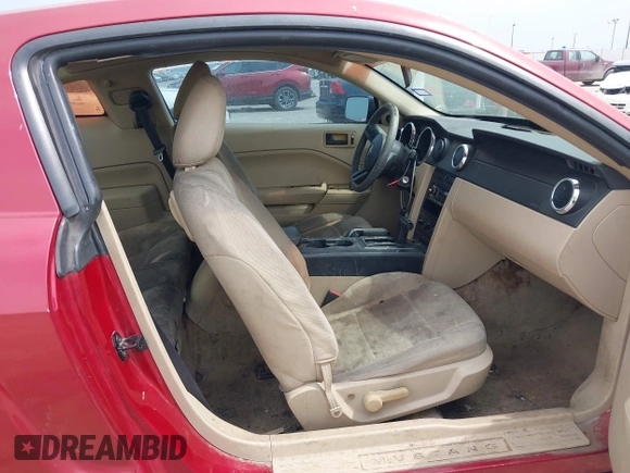 2005 Ford Mustang Deluxe with VIN 1ZVFT80N755228032, listed as a IAAI auction lot 42266782 with 256,895 mi miles and . Bid and sale history available at DreamBid. Image 5.