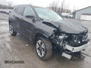 2018 Jeep Compass Limited with VIN 3C4NJDCB6JT201543, listed as a IAAI auction lot 42005502 with 1 mi miles. Bid and sale history available at carsss.com. Image 1.