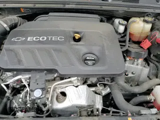 2018 Chevrolet Malibu Hybrid с VIN 1G1ZF5SU7JF178045, выставлен на аукционе Copart как лот 69751705 с пробегом 123 677 миль миль и Чистый • Clean title. История ставок и продаж доступна на DreamBid. Изображение 13.