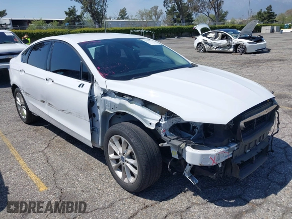 2019 Ford Fusion SE with VIN 3FA6P0HD3KR201350, listed as a IAAI auction lot 41988519 with 46,105 mi miles and . Bid and sale history available at carsss.com. Image 1.