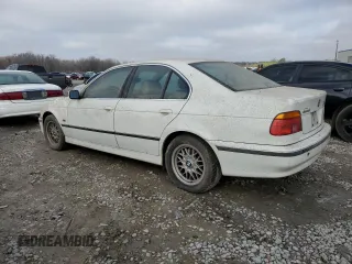 1999 BMW 5 Series 528iA with VIN WBADM633XXBY20578, listed as a Copart auction lot 68376904 with 0 mi miles and Salvage Title. Bid and sale history available at carsss.com. Image 2.