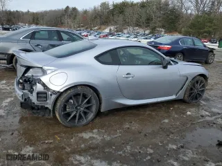 2024 Toyota GR86 Premium with VIN JF1ZNBE1XR8758891, listed as a Copart auction lot 42994055 with 5,237 mi miles and Salvage Title. Bid and sale history available at carsss.com. Image 3.