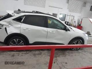 2021 Ford Escape SE z VIN 1FMCU9G61MUA32742, wystawiony jako IAAI lot #42418385 z przebiegiem 75 062 mil mil oraz . Historia ofert i sprzedaży dostępna na DreamBid. Obrazek 14.