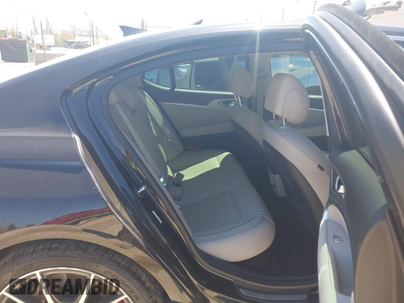 2019 Genesis G70 Advanced z VIN KMTG54LE3KU017600, wystawiony jako IAAI lot #42207355 z przebiegiem 58 407 mil mil oraz . Historia ofert i sprzedaży dostępna na DreamBid. Obrazek 8.