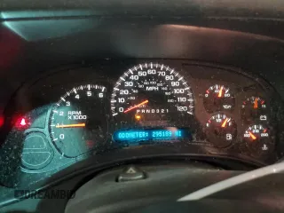 2006 GMC Sierra 1500 SLE1 z VIN 2GTEC13T061135680, wystawiony jako Copart lot #54560524 z przebiegiem 295 189 mil mil oraz Szkoda całkowita • Salvage title. Historia ofert i sprzedaży dostępna na DreamBid. Obrazek 9.