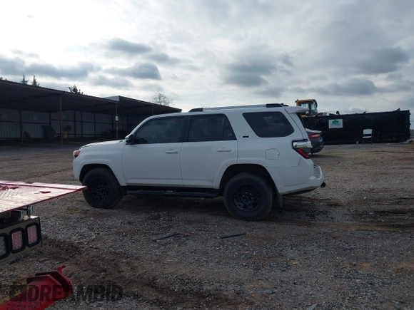 2021 Toyota 4Runner SR5 Premium with VIN JTENU5JR8M5895911, listed as a IAAI auction lot 41052577 with 60,111 mi miles and . Bid and sale history available at DreamBid. Image 15.