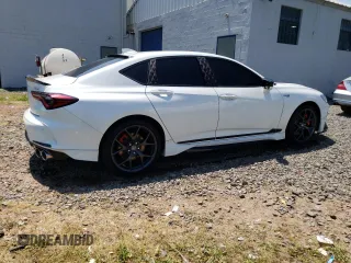 2022 Acura TLX w/A-Spec Pkg with VIN 19UUB2F63KA001533, listed as a Copart auction lot 60026834 with 18,120 mi miles and Salvage Title. Bid and sale history available at carsss.com. Image 3.