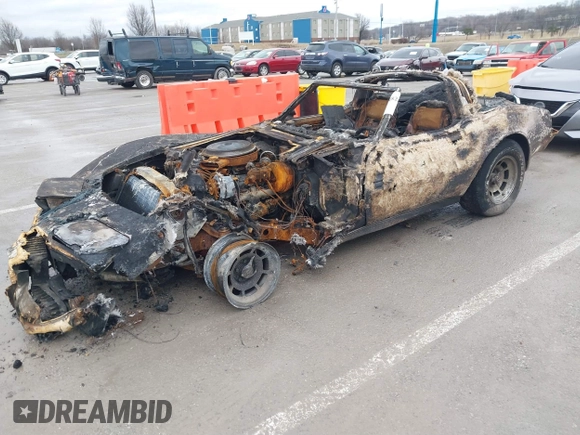 1981 Chevrolet Corvette with VIN 1G1AY8760BS430696, listed as a IAAI auction lot 41482473 with 1 mi miles. Bid and sale history available at carsss.com. Image 2.