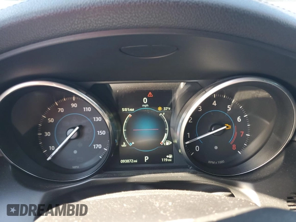 2016 Jaguar XF 35t Premium with VIN SAJBD4BV6GCY13916, listed as a Copart auction lot 86535544 with 93,872 mi miles and Clean Title. Bid and sale history available at carsss.com. Image 9.