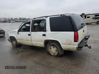 1998 Chevrolet Tahoe z VIN 1GNEK13R4WJ346191, wystawiony jako Copart lot #86583514 z przebiegiem 2 650 816 mil mil oraz Szkoda całkowita • Salvage title. Historia ofert i sprzedaży dostępna na DreamBid. Obrazek 2.