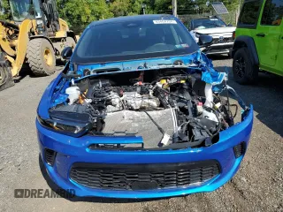2024 Dodge Hornet R/T Plus z VIN ZACPDFDW2R3A23248, wystawiony jako Copart lot #79399974 z przebiegiem 525 mil mil oraz Szkoda całkowita • Salvage title. Historia ofert i sprzedaży dostępna na DreamBid. Obrazek 5.