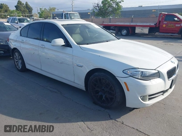 2011 BMW 5 Series 528i with VIN WBAFR1C51BC740734, listed as a IAAI auction lot 42035705 with 134,691 mi miles and . Bid and sale history available at carsss.com. Image 1.
