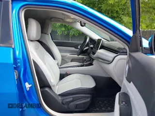 2022 Jeep Compass Latitude z VIN 3C4NJDBB6NT175193, wystawiony jako IAAI lot #42503821 z przebiegiem 58 934 mil mil oraz . Historia ofert i sprzedaży dostępna na DreamBid. Obrazek 5.
