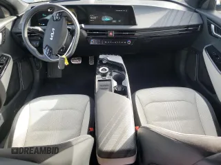 2022 Kia EV6 GT-Line with VIN KNDC4DLC1N5062161, listed as a Copart auction lot 47747885 with 40,804 mi miles and Salvage Title. Bid and sale history available at carsss.com. Image 8.