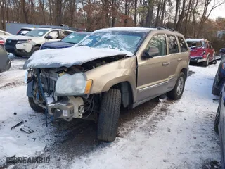 2005 Jeep Grand Cherokee Limited with VIN 1J4HR582X5C637893, listed as a IAAI auction lot 41357189 with NaN miles. Bid and sale history available at carsss.com. Image 2.
